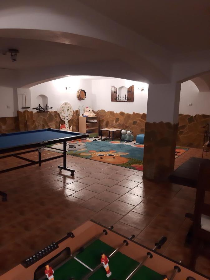 Vila Hora Cu Brazi Zărneşti Buitenkant foto