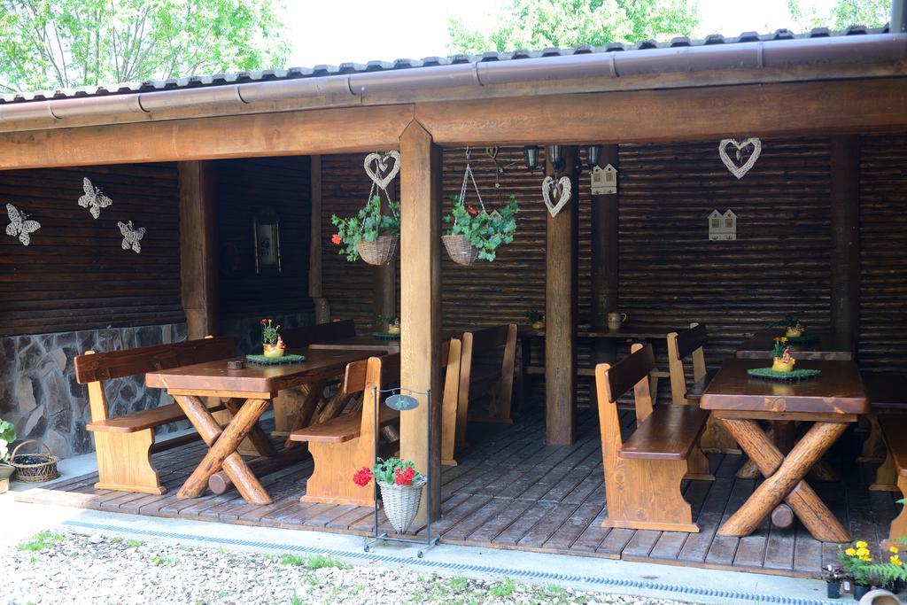 Vila Hora Cu Brazi Zărneşti Buitenkant foto